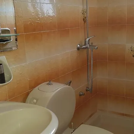 George & Elpis House Apartment *