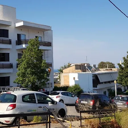 George & Elpis House Apartment *